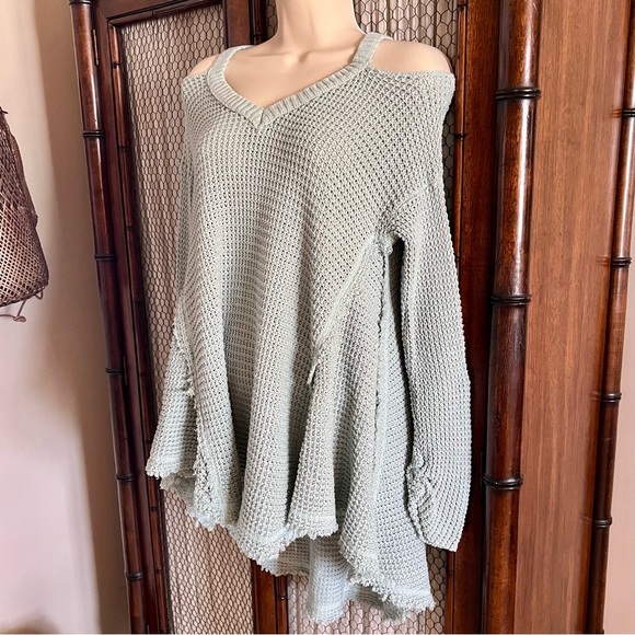 Elan Cold Shoulder Boho Style Sweater - Picture 2 of 7